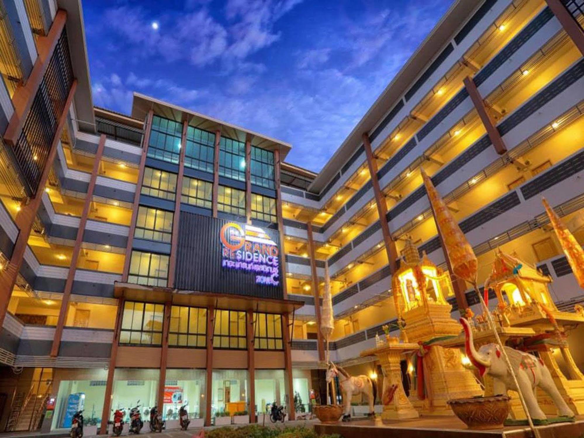 The Grand Residence Nakhonratchasima Exterior photo
